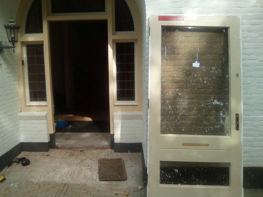 Deur plaatsen (1/2)